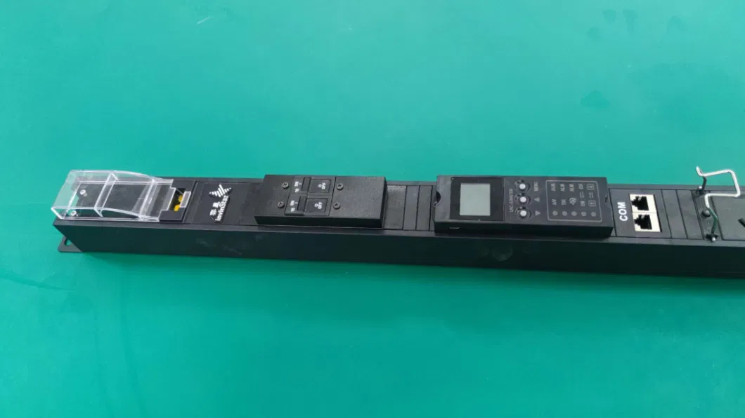 240V Industrial Electrical IEC C13 C19 Metered Rack PDU